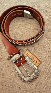 P&G Collection Western Belt Size 42 Leather Concho Rhinestone Studded NWT